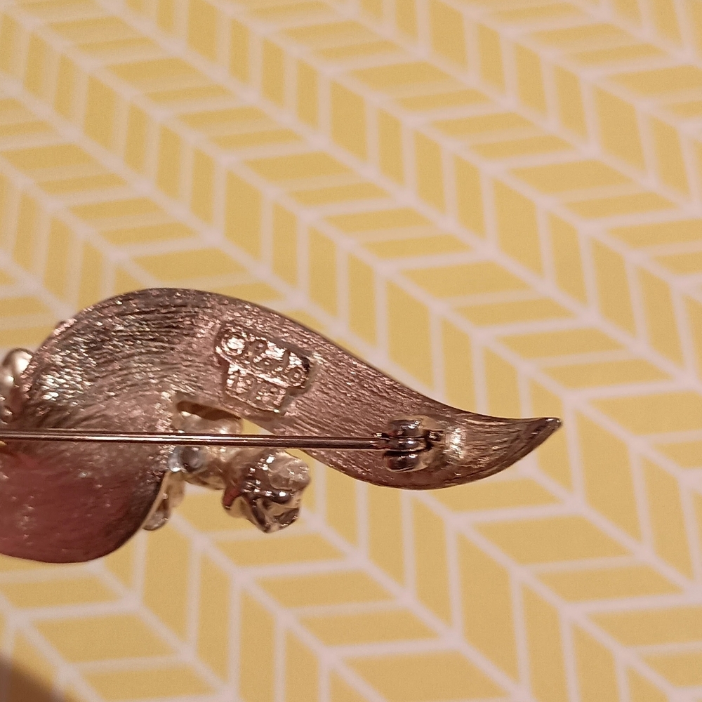 💘LEDO Vintage Brooch - Picture 5 of 7